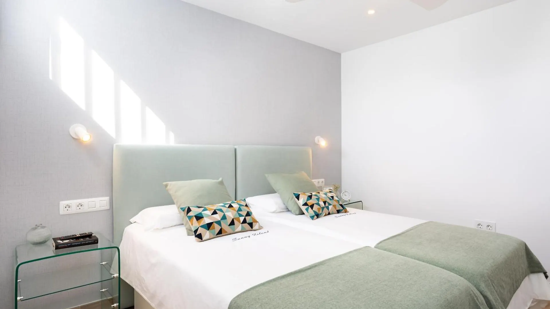 Sunnyland Apartment Ten-Bel 0*, Arona (Tenerife)